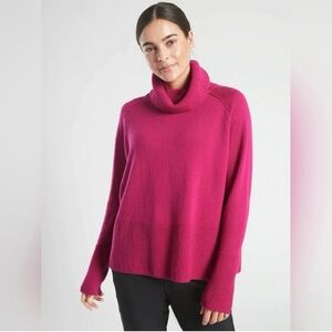Athleta Wool Cashmere Aspen Turtleneck Sweater in Electric Fuchsia Sz Med